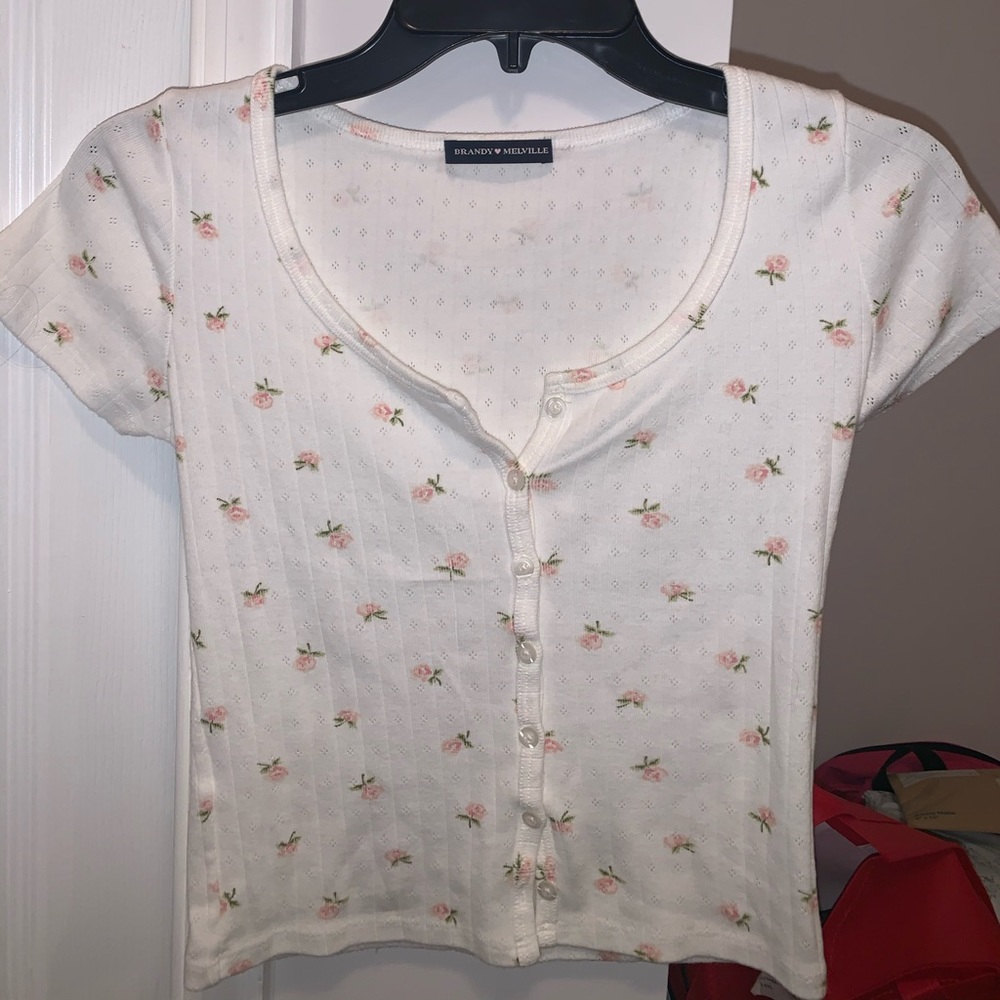 Brandy Melville !! White floral crop top